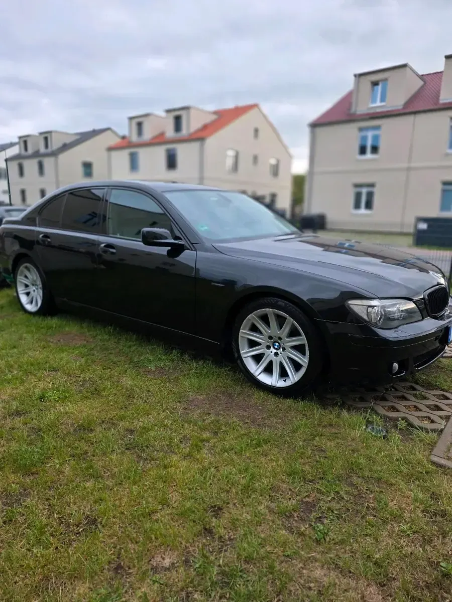 Gebraucht BMW 730 231 PS (169 kW) 2006 Schwarz Limousine