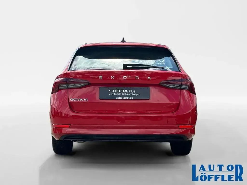 Gebraucht Skoda Octavia First Edition 150 PS (110 kW) 2021 Corridarot Kombi