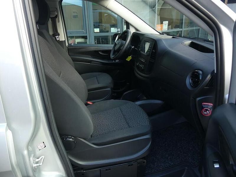 Second-hand Mercedes Vito 190 CP (139 kW) 2019 Alb Van