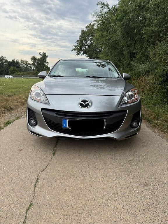 Silber Gebraucht 2011 Mazda 3 Edition Limousine | 5.200 € (Superpreis) - Bild 1/4