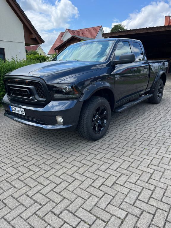 Andere außenfarben Gebraucht 2015 Dodge Ram Abholung | 22.900 € - Bild 1/4