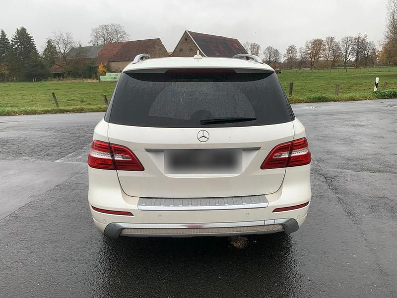 Gebraucht Mercedes 350 258 PS (189 kW) 2013 Weiß SUV