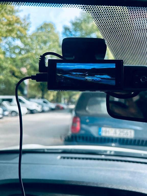 Weiß Gebraucht 2017 Toyota Aygo X-cite Kleinwagen | 6.000 € (Fairer Preis) - Bild 1/4