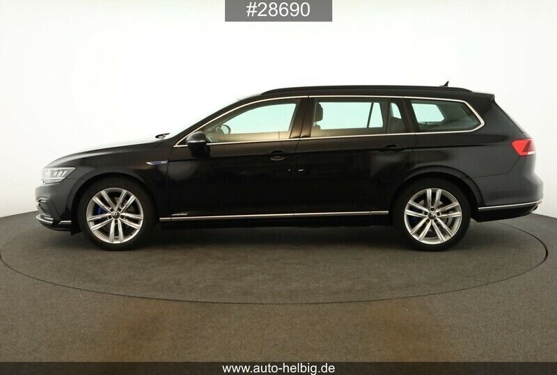 Gebraucht VW Passat GTE 218 PS (160 kW) 2022 Deep black perleffekt Kombi