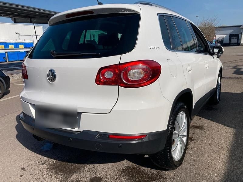 Gebraucht VW Tiguan 200 PS (147 kW) 2010 Weiß SUV