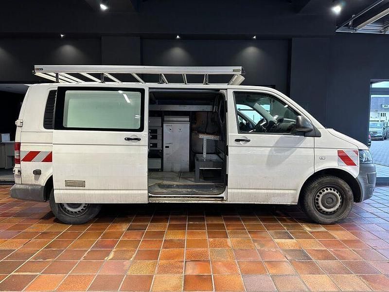 Gebraucht VW T5 140 PS (102 kW) 2013 Candyweiß Van