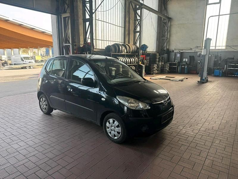 Gebraucht Hyundai i10 67 PS (49 kW) 2009 Schwarz Kleinwagen
