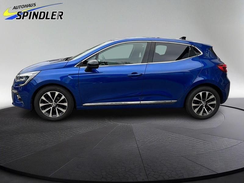 Gebraucht Renault Clio V Techno 91 PS (66 kW) 2023 Blau Limousine