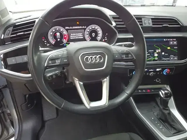 Gebraucht Audi Q3 Advanced 150 PS (110 kW) 2023 Silber SUV