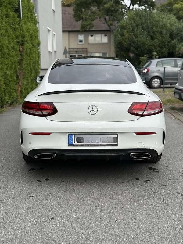 Gebraucht Mercedes C300 AMG line 258 PS (189 kW) 2020 Coupé