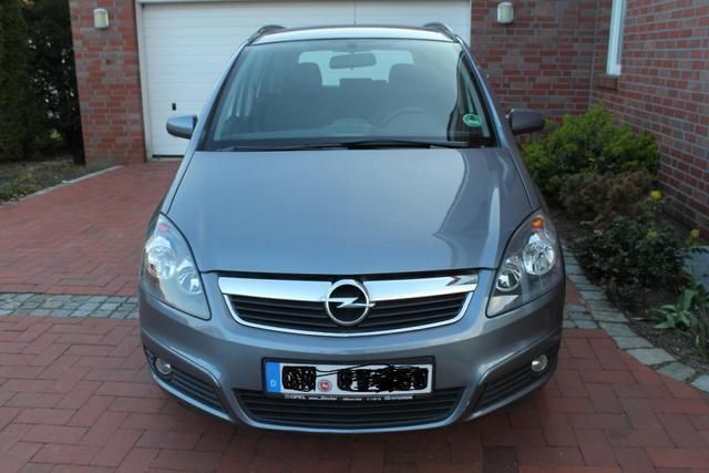 Gebraucht Opel Zafira 141 PS (103 kW) 2005 Grau metallic Van / Kleinbus