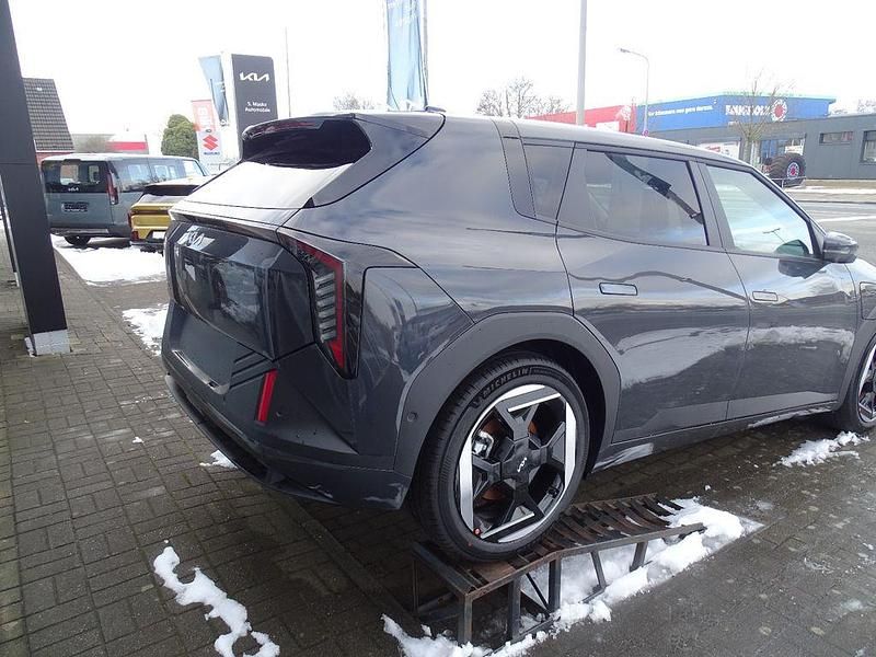 Neu Kia EV4 Earth 150 kW (204 PS) 2026 Grau Limousine