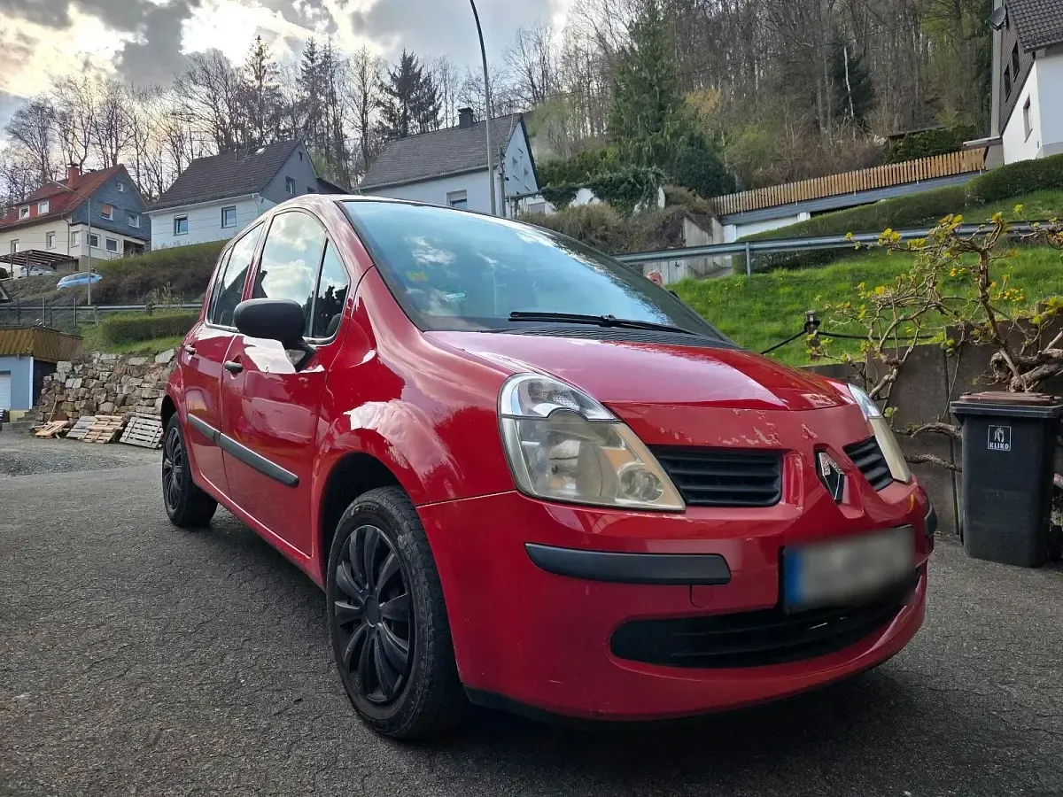 Second-hand Renault Modus 75 CP (55 kW) 2007 Roșu Monovolum