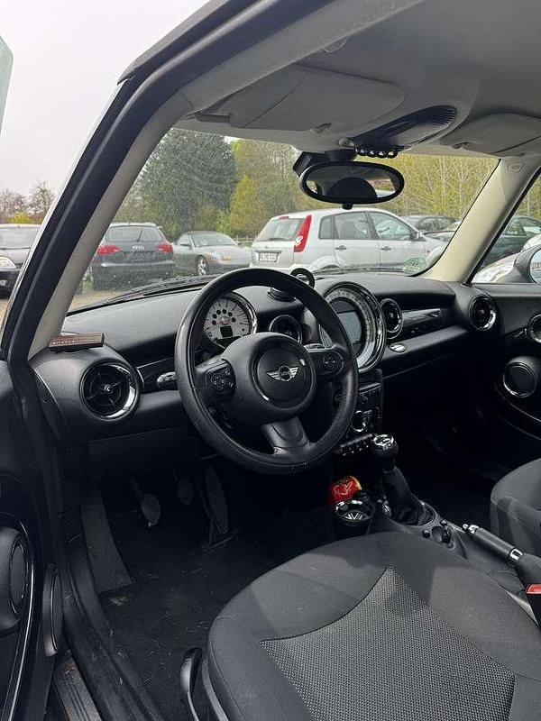 Usata Mini Cooper 122 CV (89 kW) 2010 Blu Utilitaria