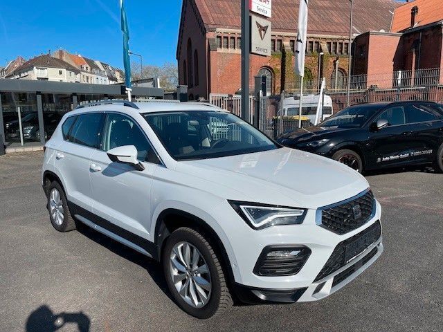 Weiß Gebraucht 2024 Seat Ateca Xperience SUV | 31.990 € (Fairer Preis) - Bild 1/4