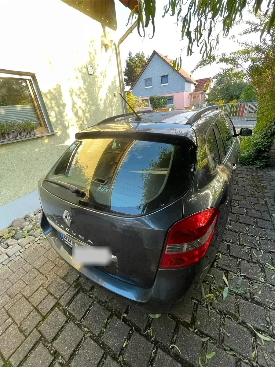 Gebraucht Renault Laguna III 110 PS (80 kW) 2010 Schwarz Kombi