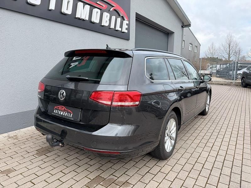 Gebraucht VW Passat 150 PS (110 kW) 2017 Grau Kombi