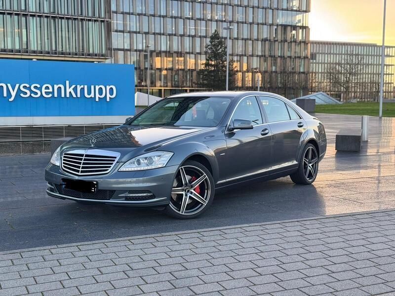 Silber Gebraucht 2011 Mercedes S250 Limousine | 16.500 € (Superpreis) - Bild 1/4