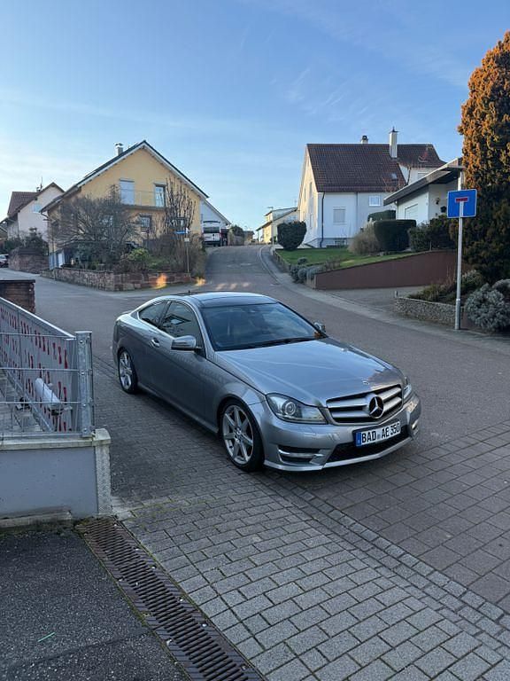 Gebraucht Mercedes C350 306 PS (225 kW) 2011 Grau Coupé