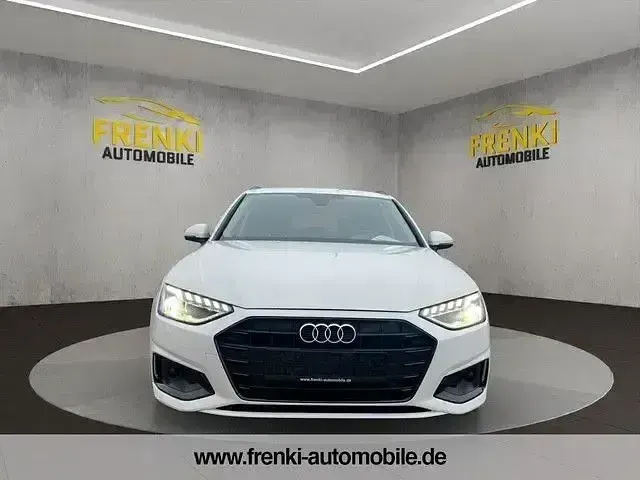 Używany Audi A4 Advanced 136 KM (100 kW) 2019 Biały Kombi