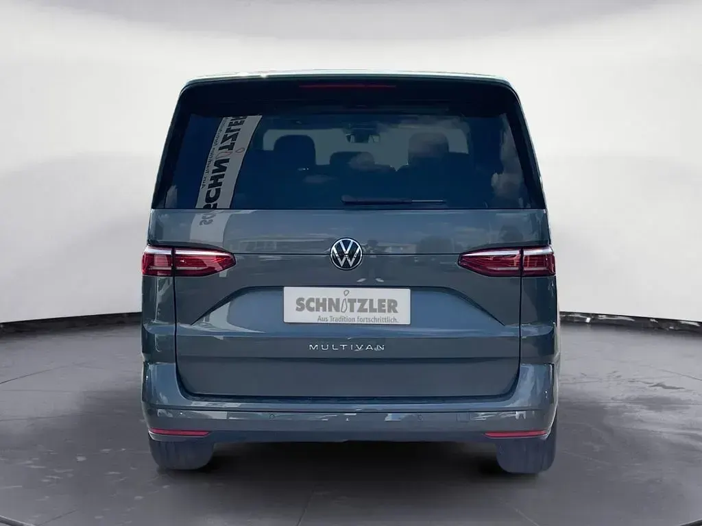 Używany VW T7 150 KM (110 kW) 2025 Szary Van