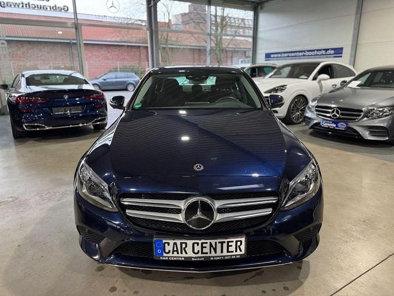 Gebraucht Mercedes C300e 306 PS (225 kW) 2020 Blau Limousine