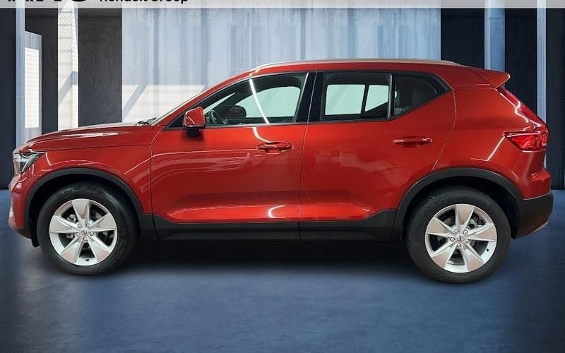 Gebraucht Volvo XC40 Core 130 PS (95 kW) 2024 Fusion red SUV