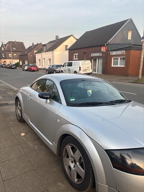 Gebraucht Audi TT Basis 180 PS (132 kW) 1998 Grau Coupé