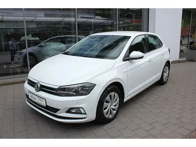Gebraucht VW Polo Comfortline 95 PS (69 kW) 2017 Pure white Kleinwagen
