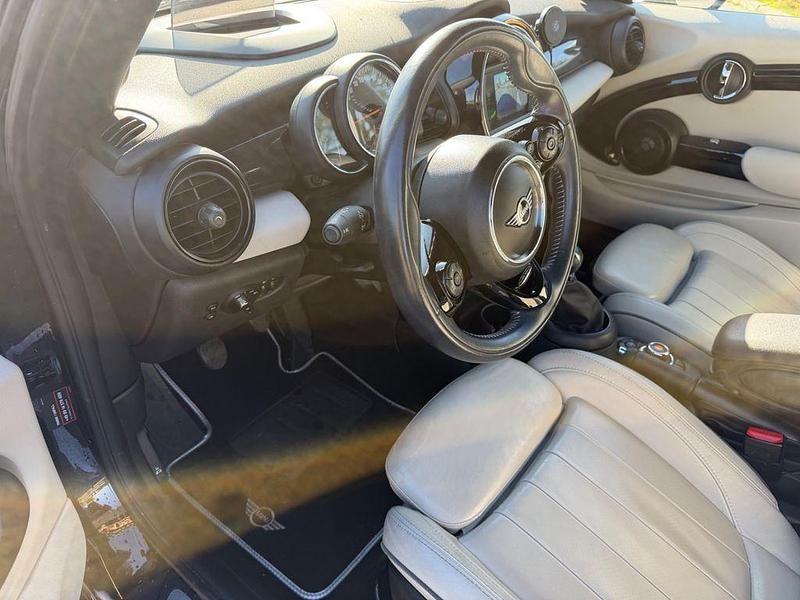 Usata Mini Cooper S 192 CV (141 kW) 2019 Nero Utilitaria