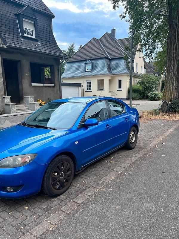 Blau Gebraucht 2005 Mazda 3 Limousine | 900 € (Guter Preis) - Bild 1/4
