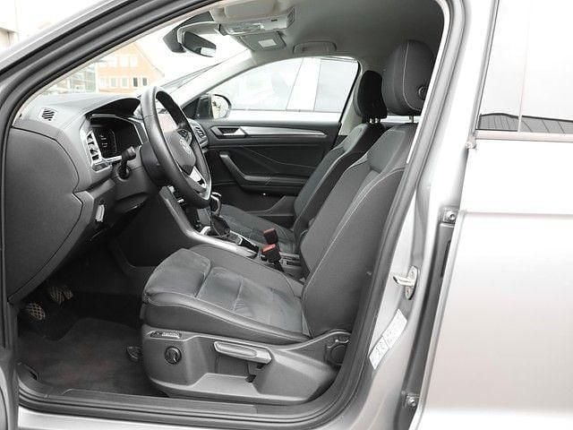 Gebraucht VW T-Roc Style 150 PS (110 kW) 2023 Pyrit silber metallic SUV
