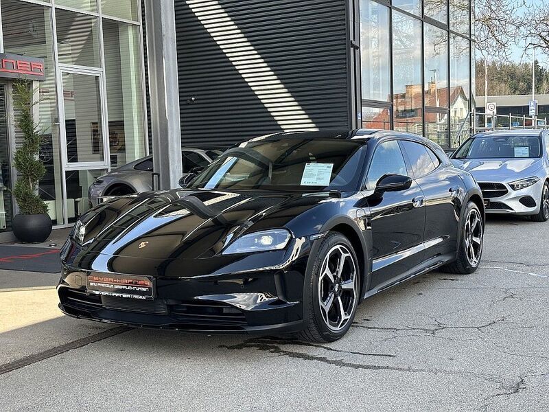 Schwarz Gebraucht 2025 Porsche Taycan Cross Turismo Limousine | 85.990 € (Fairer Preis) - Bild 1/4