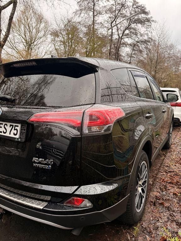 Gebraucht Toyota RAV4 Edition-S 197 PS (144 kW) 2017 Schwarz SUV