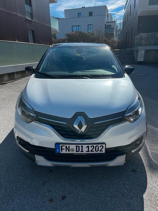 Gebraucht Renault Captur 150 PS (110 kW) 2019 Weiß SUV