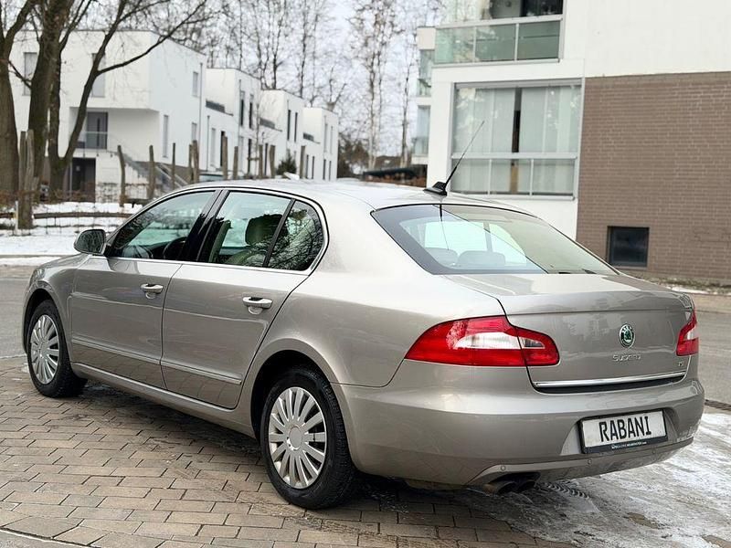 Gebraucht Skoda Superb Elegance 160 PS (117 kW) 2009 Beige Limousine