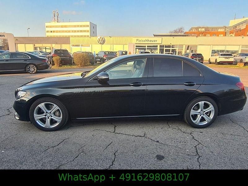 Second-hand Mercedes E350 258 CP (189 kW) 2016 Negru Berlinǎ