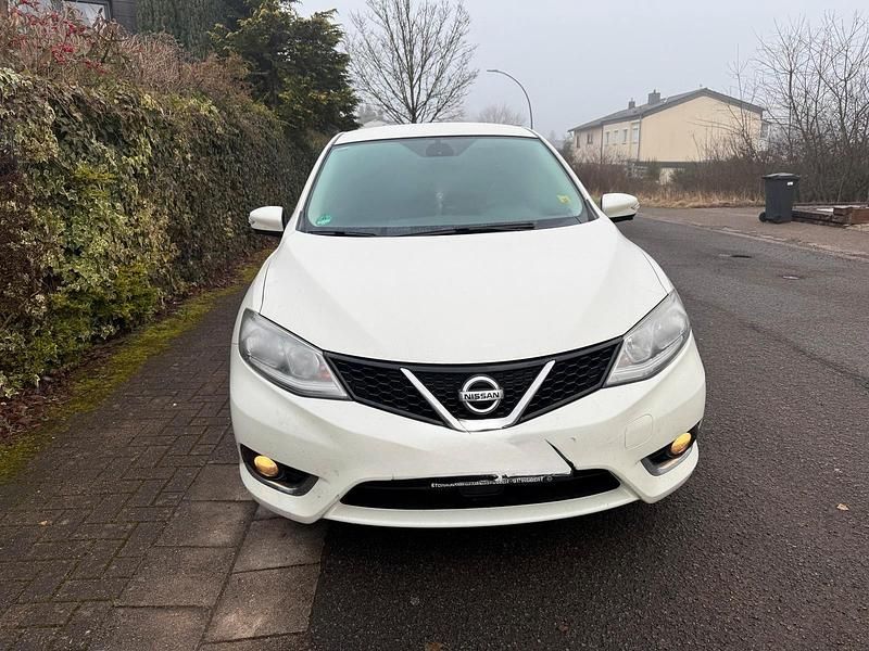 Gebraucht Nissan Pulsar 116 PS (85 kW) 2017 Weiß Kleinwagen