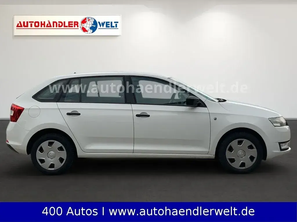 Gebraucht Skoda Rapid 86 PS (63 kW) 2015 Weiß Kleinwagen