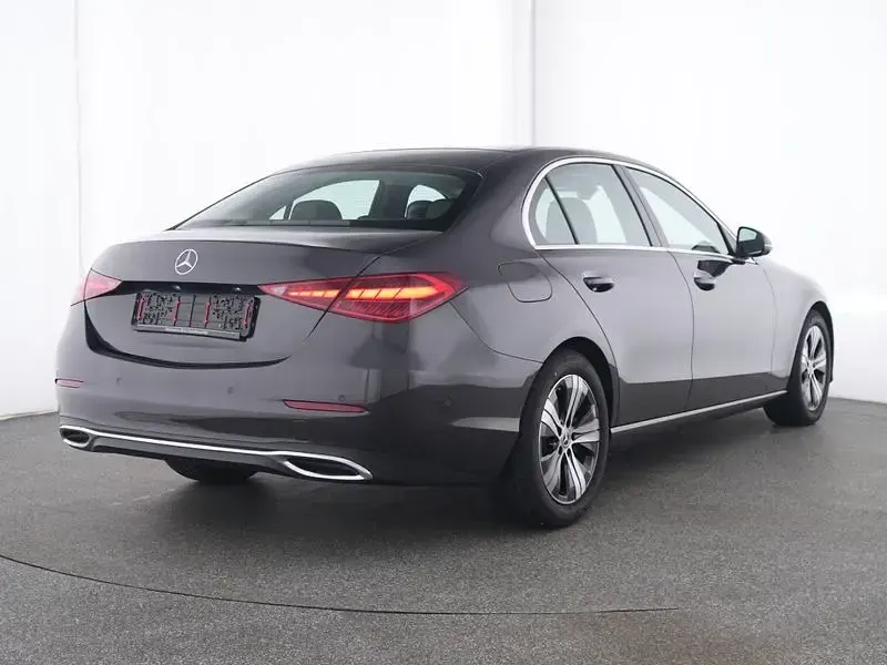 Gebraucht Mercedes C180 Avantgarde 170 PS (125 kW) 2025 Grau Limousine