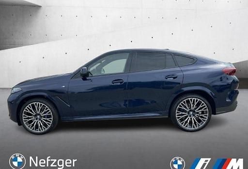 Neu BMW X6 M Sport 352 PS (258 kW) 2025 Blau SUV
