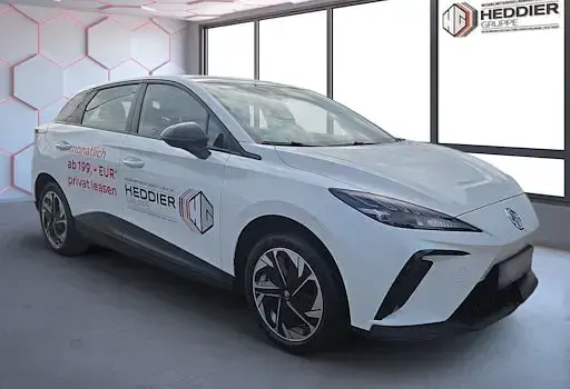 Second-hand MG MG4 EV 125 kW (170 CP) 2024 Alb Hatchback