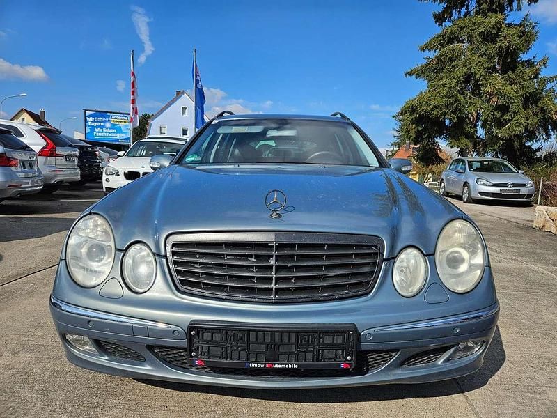 Gebraucht Mercedes E280 Elegance 177 PS (130 kW) 2004 Grau Kombi