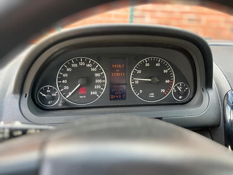 Gebraucht Mercedes A170 116 PS (85 kW) 2005 Gold Kleinwagen