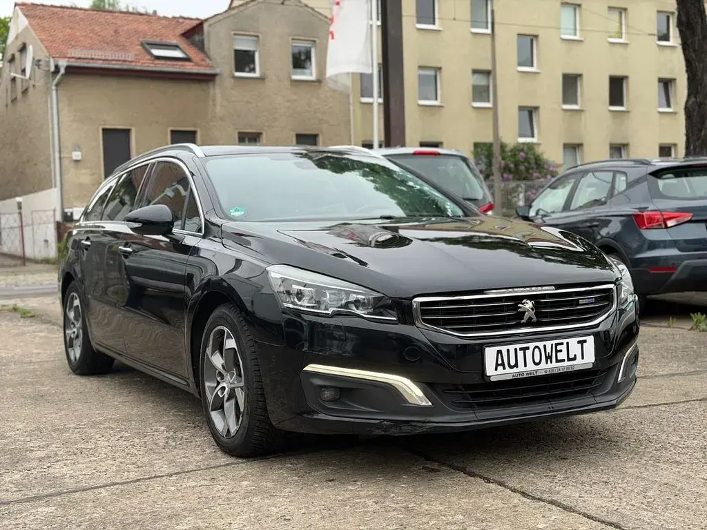 Gebraucht Peugeot 508 SW Allure 181 PS (133 kW) 2015 Schwarz Kombi