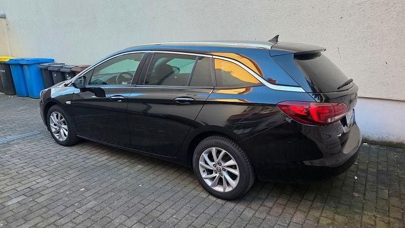 Gebraucht Opel Astra Innovation 150 PS (110 kW) 2018 Schwarz Kombi