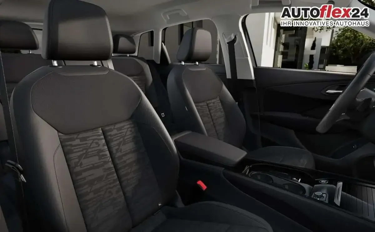 Ny Audi Q3 204 HK (150 kW) 2026 Sort SUV