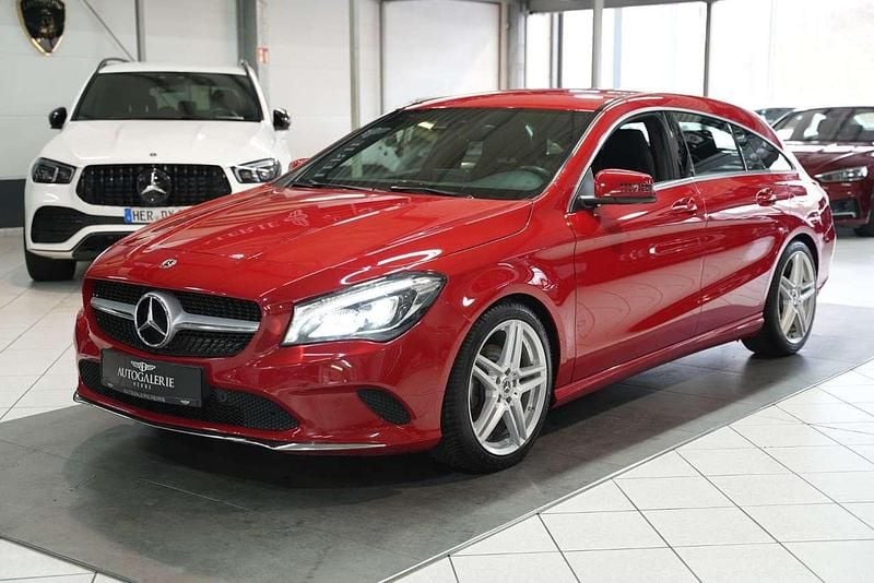 Gebraucht Mercedes CLA200 156 PS (114 kW) 2019 Jupiterrot uni Kombi