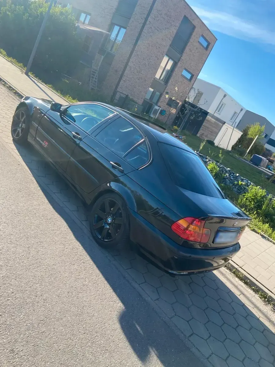 Usata BMW 320 150 CV (110 kW) 2003 Nero Berlina