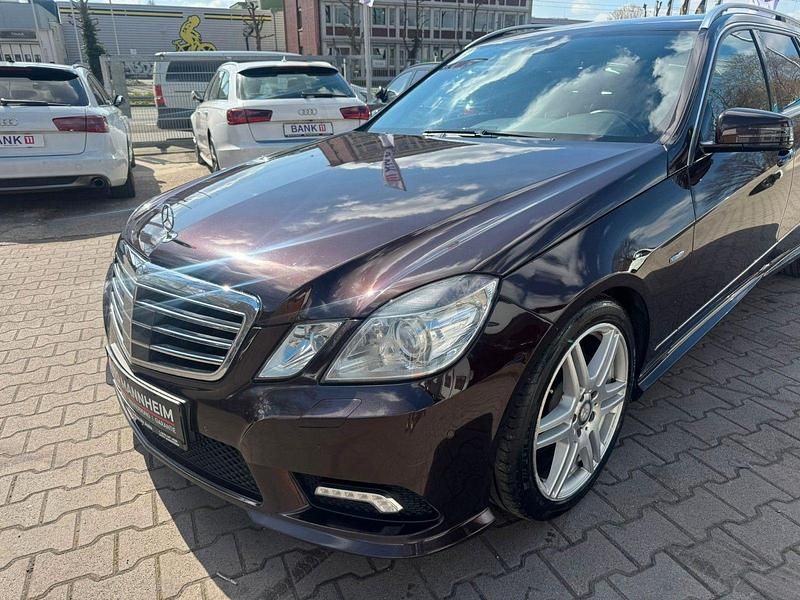 Gebraucht Mercedes E350 Avantgarde 231 PS (169 kW) 2010 Braun Kombi